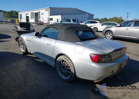 2002 Honda S2000 z USA, uszkodzony, nr VIN JHMAP11422T007152